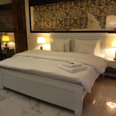 B&B Mumtaz City Islamabad Ngoại thất bức ảnh